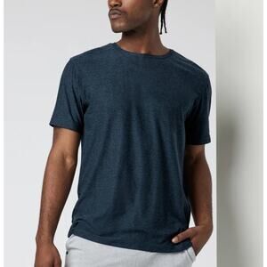 Vuori Tuvalu Tee Men’s M Navy Heather Performance T-Shirt EUC